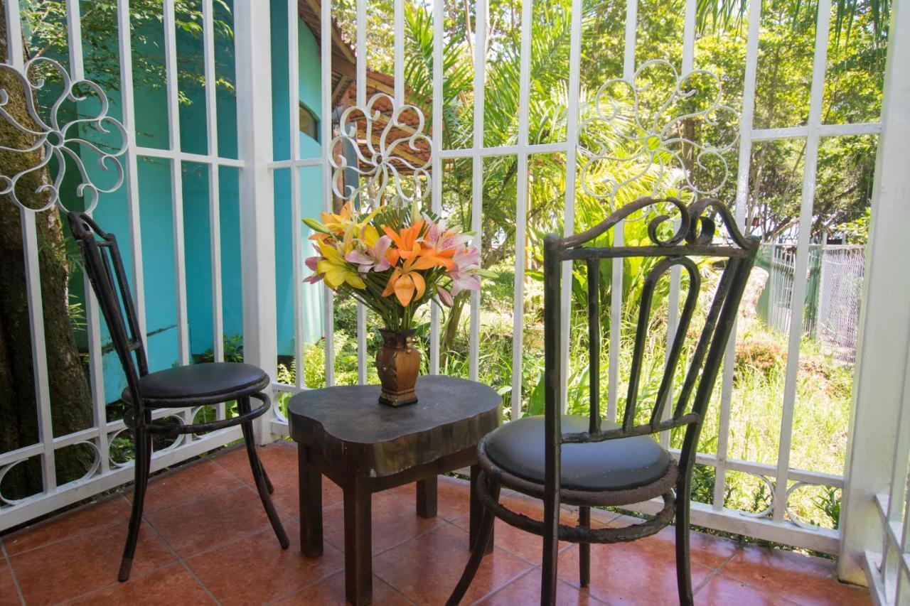 Oceanfront Hotel Verde Mar Direct Access To The Beach Manuel Antonio Luaran gambar