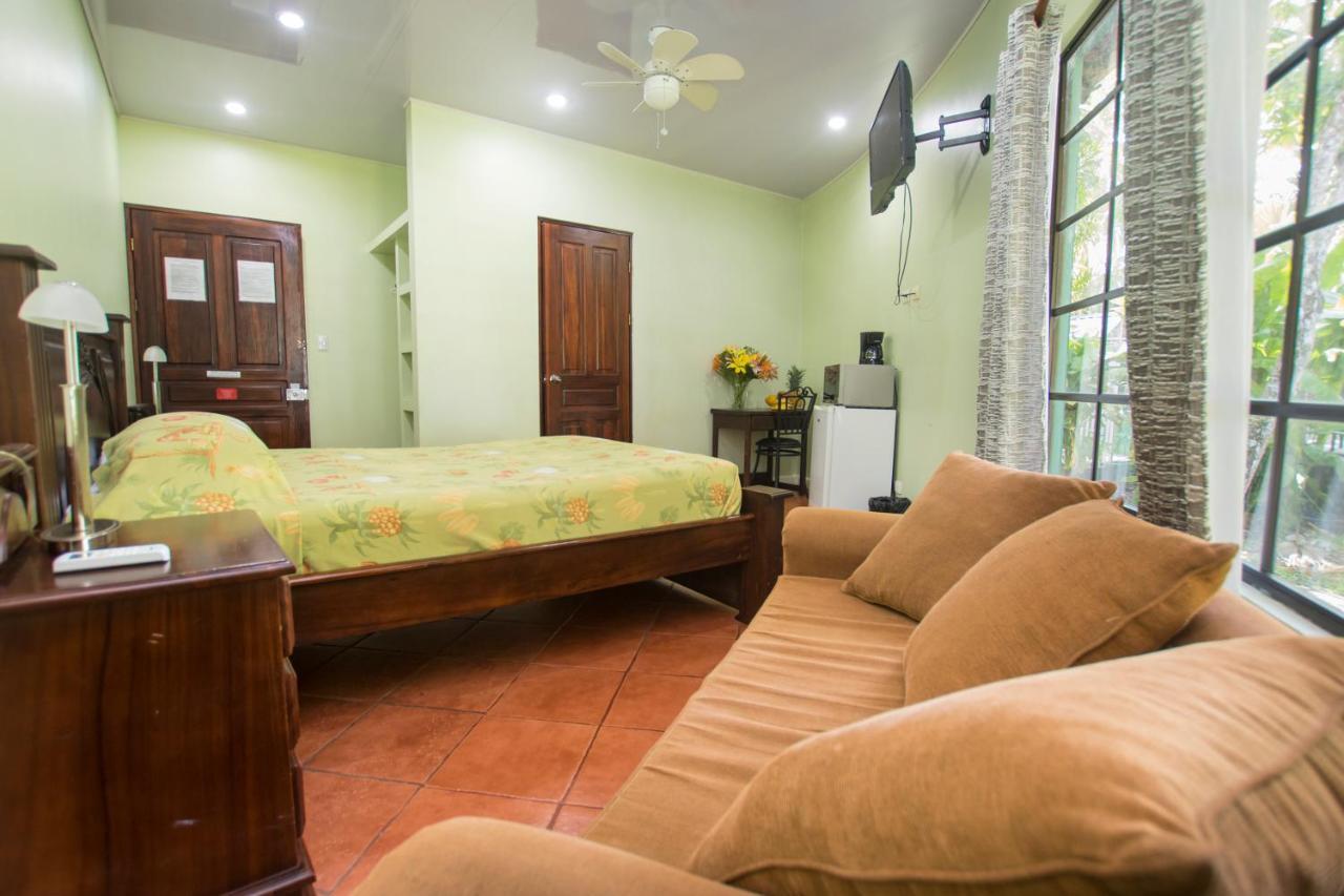Oceanfront Hotel Verde Mar Direct Access To The Beach Manuel Antonio Luaran gambar