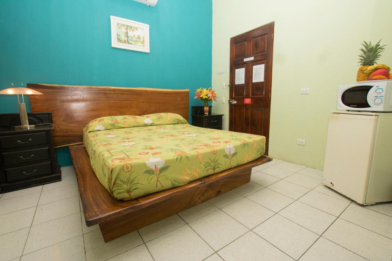 Oceanfront Hotel Verde Mar Direct Access To The Beach Manuel Antonio Luaran gambar