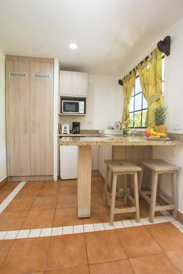 Oceanfront Hotel Verde Mar Direct Access To The Beach Manuel Antonio Luaran gambar