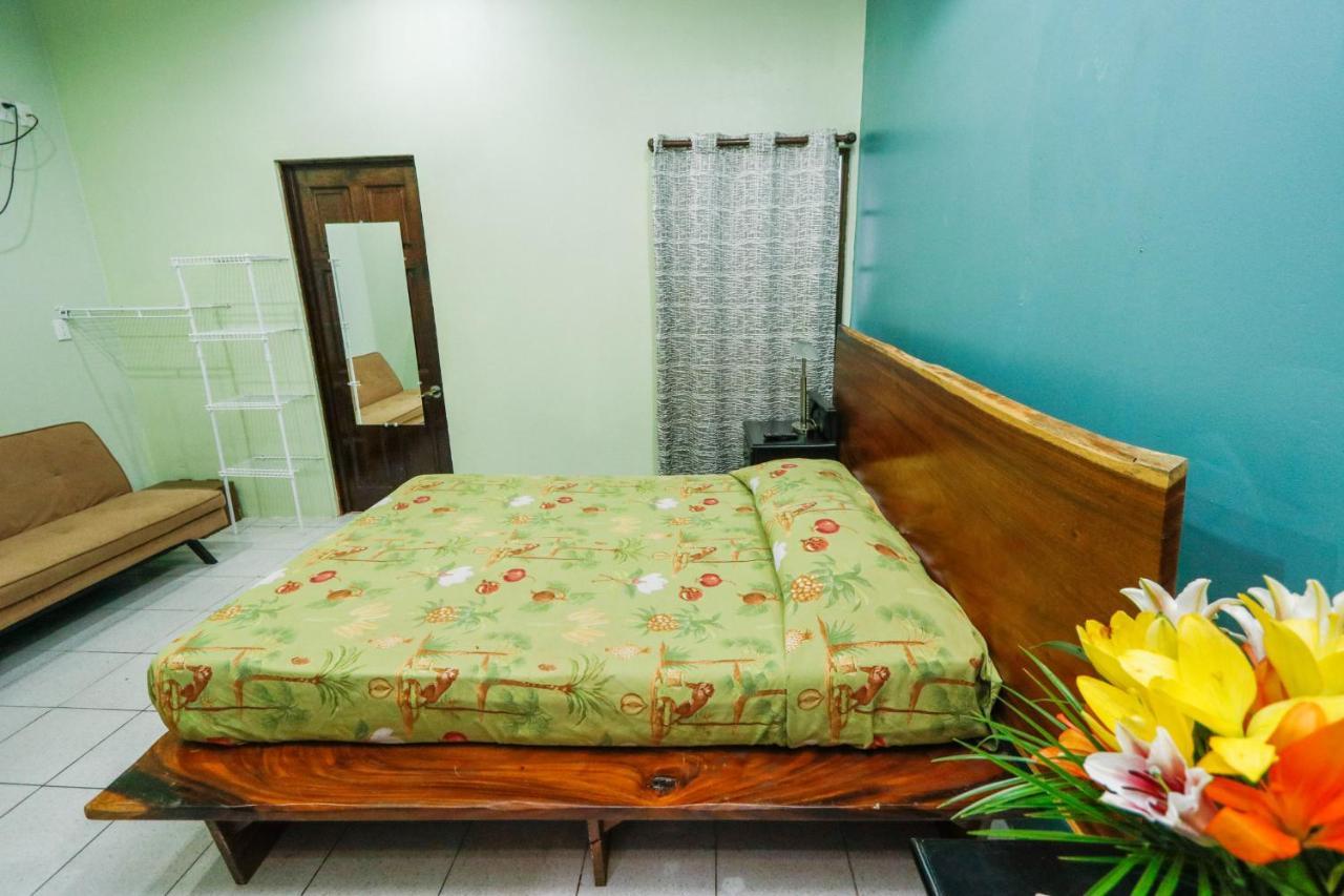 Oceanfront Hotel Verde Mar Direct Access To The Beach Manuel Antonio Luaran gambar
